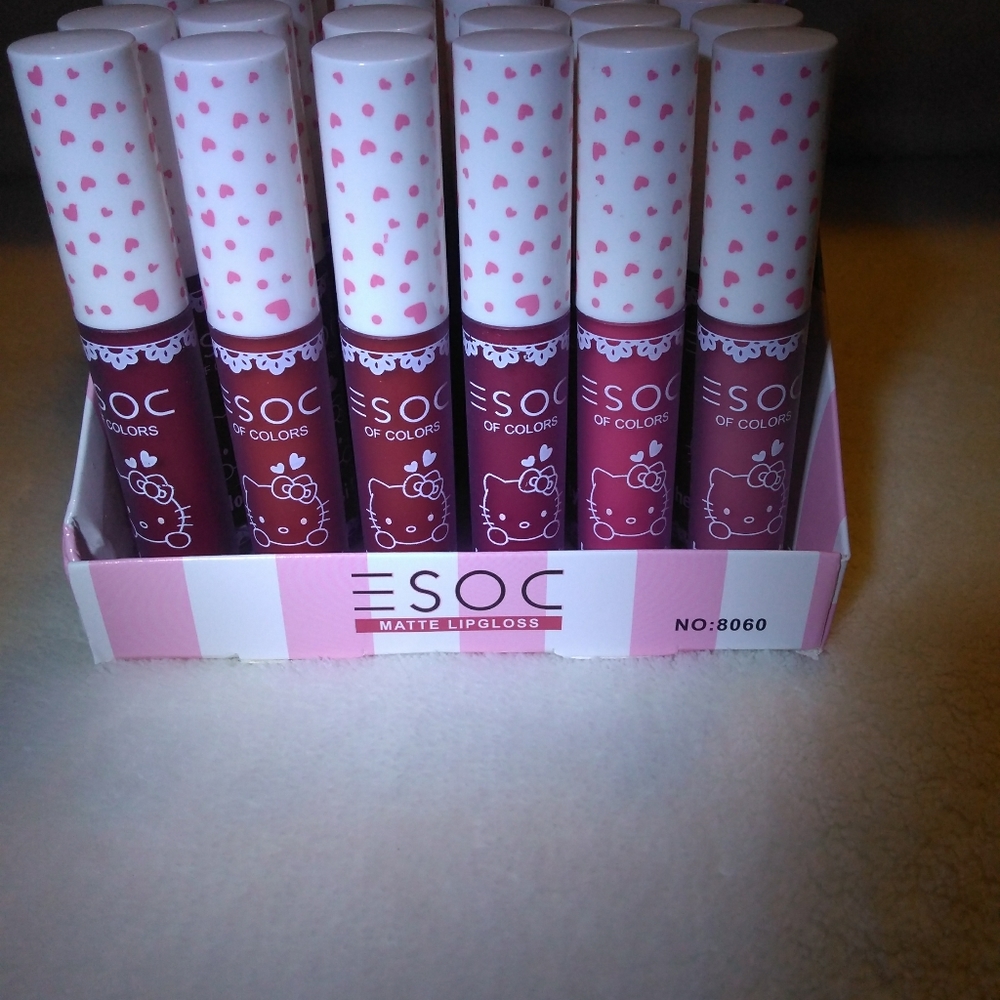 Lipstick - Picture 8 of 8